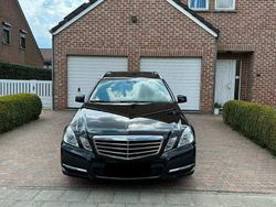Schwarz Gebraucht 2012 Mercedes E250 Avantgarde Limousine | 13.280 € (Fairer Preis)