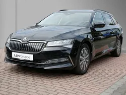 Blackmagic perleffekt Gebraucht 2022 Skoda Superb Kombi | 24.950 € (Guter Preis)