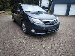 Schwarz Gebraucht 2012 Toyota Avensis Life Kombi | 6.100 € (Fairer Preis)