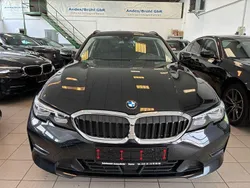 Schwarz Gebraucht 2022 BMW 320 Advantage Kombi | 26.990 € (Guter Preis)