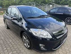 Toyota Auris Hybrid