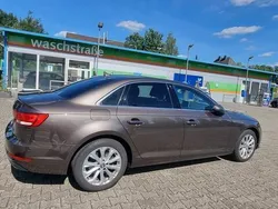 Braun Gebraucht 2016 Audi A4 Comfort Limousine | 15.999 € (Fairer Preis)
