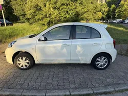 Weiß Gebraucht 2013 Nissan Micra Acenta Kleinwagen | 4.600 €