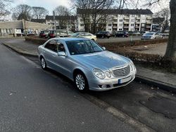 Andere farben Gebraucht 2007 Mercedes E220 Elegance Limousine | 7.800 €