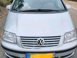 Grau Gebraucht 2009 VW Sharan Van / Kleinbus | 3.699 € (Guter Preis)