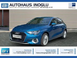 Blau atollblau metallic (metallic) Gebraucht 2023 Audi A3 Sportback Ambiente Limousine | 29.280 € (Superpreis)