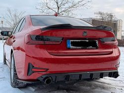 Rot Gebraucht 2020 BMW 330 Limousine | 34.499 € (Etwas zu teuer)