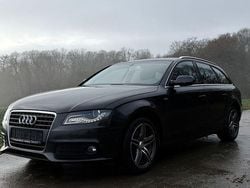 Schwarz Gebraucht 2011 Audi A4 S-Line Kombi | 5.499 € (Guter Preis)