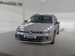 Mondsteingrau Gebraucht 2024 VW Golf VIII Goal Kombi | 32.330 € (Superpreis)