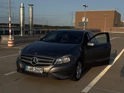 Grau Gebraucht 2013 Mercedes A180 Limousine | 14.000 € (Guter Preis)