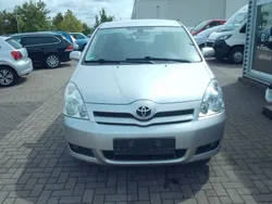 Silber Gebraucht 2005 Toyota Corolla Verso Sol Van / Kleinbus | 3.600 € (Guter Preis)