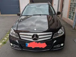 Schwarz Gebraucht 2012 Mercedes C200 Limousine | 11.900 €