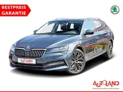Grau Gebraucht 2021 Skoda Superb LAURIN & KLEMENT Kombi | 31.990 € (Fairer Preis)