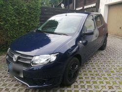 Blau Gebraucht 2013 Dacia Sandero Kleinwagen | 2.400 € (Fairer Preis)