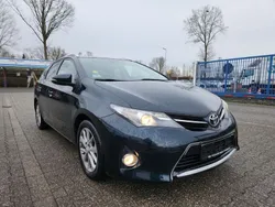 Grau Gebraucht 2013 Toyota Auris Touring Sports Basis Kombi | 5.900 € (Fairer Preis)