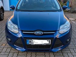 Blau Gebraucht 2014 Ford Focus Trend Limousine | 4.800 € (Guter Preis)