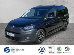 Schwarz Gebraucht 2022 VW Caddy Maxi Basis Van / Kleinbus | 28.450 € (Fairer Preis)