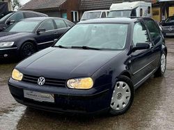 Perlblau Gebraucht 1999 VW Golf IV Basis Kleinwagen | 2.699 €