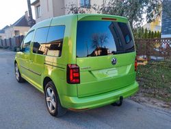 Grün Gebraucht 2017 VW Caddy Van / Kleinbus | 10.900 € (Superpreis)