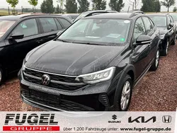 Deep black perleffekt Gebraucht 2024 VW Taigo Life SUV | 17.999 € (Guter Preis)