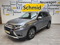 Grau Gebraucht 2016 Mitsubishi Outlander Top SUV | 17.900 € (Fairer Preis)