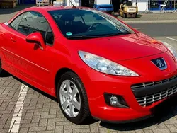 Rot Gebraucht 2012 Peugeot 207 CC Active Cabrio | 5.500 € (Fairer Preis)