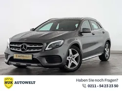Grau Gebraucht 2019 Mercedes GLA200 AMG line SUV | 24.460 € (Fairer Preis)