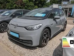 Mondsteingrau schwarz Gebraucht 2022 VW ID.3 Pro Performance Kleinwagen | 24.440 € (Fairer Preis)