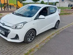 Weiß Gebraucht 2017 Hyundai i10 YES! Kleinwagen | 7.890 € (Fairer Preis)