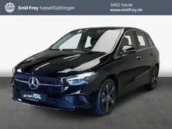 Nachtschwarz Gebraucht 2025 Mercedes B180 Advanced Van / Kleinbus | 41.990 €