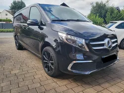 Schwarz Gebraucht 2019 Mercedes V250 Avantgarde Van / Kleinbus | 45.998 € (Fairer Preis)