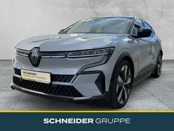 Rafalgrau Gebraucht 2023 Renault Mégane Techno SUV | 28.890 € (Fairer Preis)