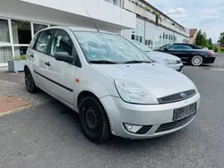 Silber Gebraucht 2004 Ford Fiesta Futura Kleinwagen | 500 € (Superpreis)