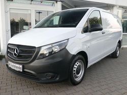 Weiß Gebraucht 2020 Mercedes Vito Van / Kleinbus | 13.890 € (Guter Preis)