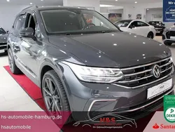 Uranograu Gebraucht 2021 VW Tiguan Life SUV | 26.850 € (Fairer Preis)
