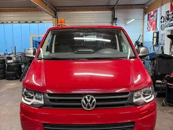 Rot Gebraucht 2015 VW T5 Van | 19.500 €
