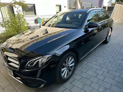 Schwarz Gebraucht 2019 Mercedes E220 Edition Kombi | 25.000 € (Superpreis)