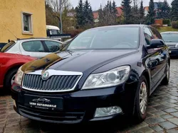 Schwarz Gebraucht 2012 Skoda Octavia Ambition Kombi | 4.800 € (Fairer Preis)