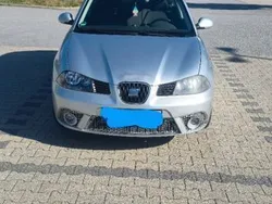 Silber Gebraucht 2006 Seat Ibiza Reference Limousine | 500 € (Superpreis)