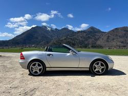 Silber Gebraucht 1997 Mercedes SLK230 Cabrio | 10.500 €