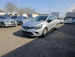 Grau Gebraucht 2018 Renault Clio IV LIMITED Limousine | 6.990 € (Fairer Preis)