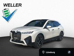 Mineralweiß (weiß) Gebraucht 2023 BMW iX Sport Line SUV | 46.990 € (Fairer Preis)