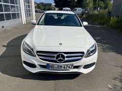 Weiß Gebraucht 2016 Mercedes C200 Limousine | 12.900 € (Teuer)