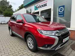 Rot Gebraucht 2019 Mitsubishi Outlander Edition SUV | 18.490 € (Fairer Preis)