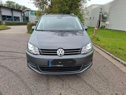 Grau Gebraucht 2017 VW Sharan Highline Van / Kleinbus | 17.700 € (Guter Preis)