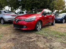 Rot Gebraucht 2012 Renault Clio IV Luxe Kleinwagen | 6.890 € (Fairer Preis)