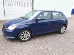 Blau Gebraucht 2016 Skoda Fabia Active Kleinwagen | 4.490 € (Guter Preis)