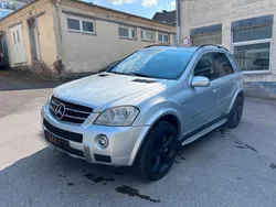 Silber Gebraucht 2007 Mercedes ML63 AMG AMG SUV | 14.900 €