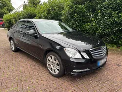 Schwarz Gebraucht 2012 Mercedes E220 Limousine | 13.900 € (Fairer Preis)