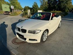 Weiß Gebraucht 2011 BMW 123 Cabriolet M Sport Cabrio | 6.900 € (Guter Preis)